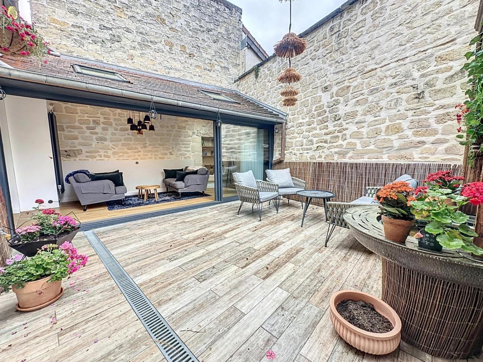 Suite Appart Place Versepuy Chantilly Esterno foto